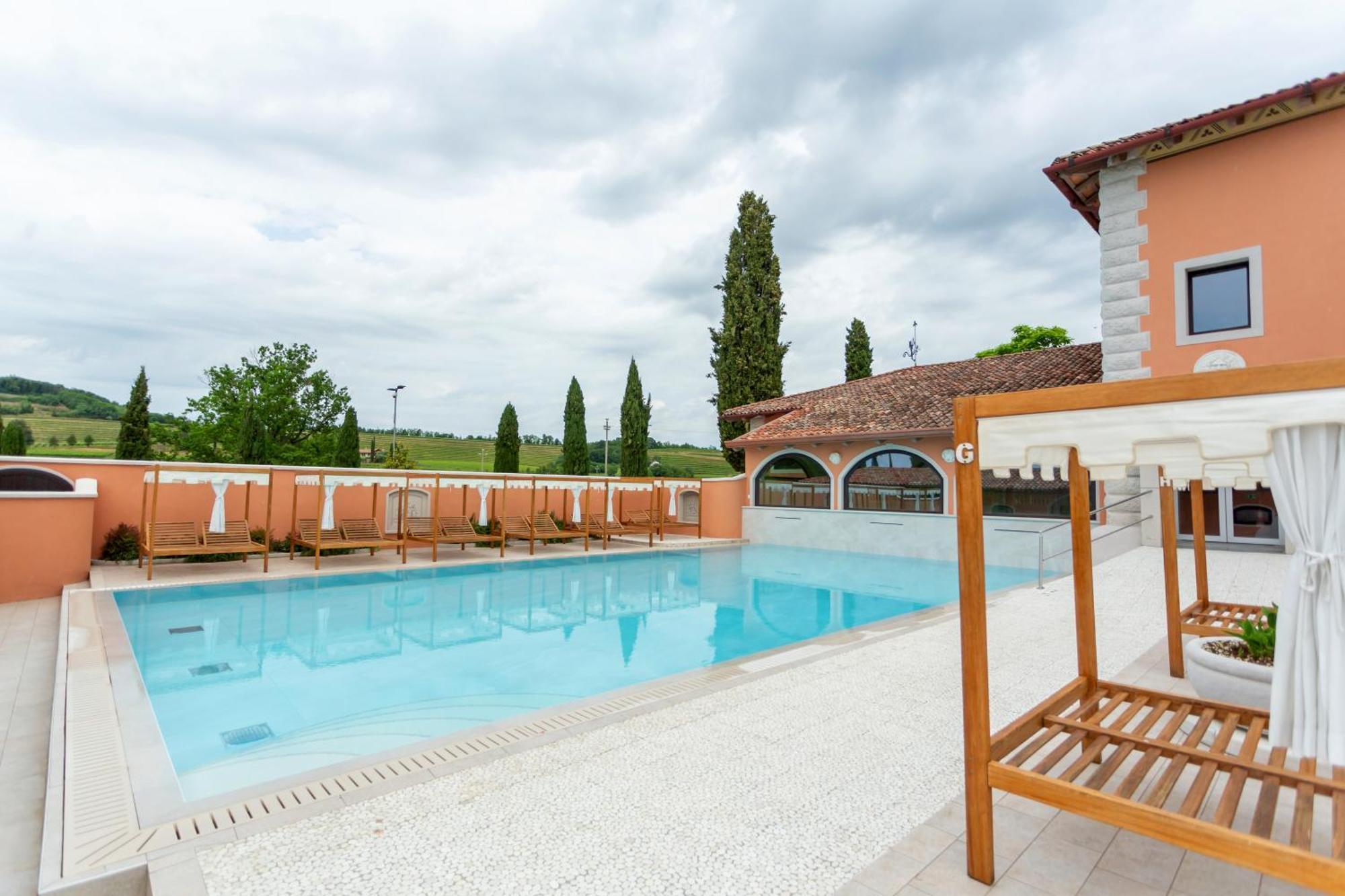 Casale In Collina Guest House Capriva del Friuli Exterior photo
