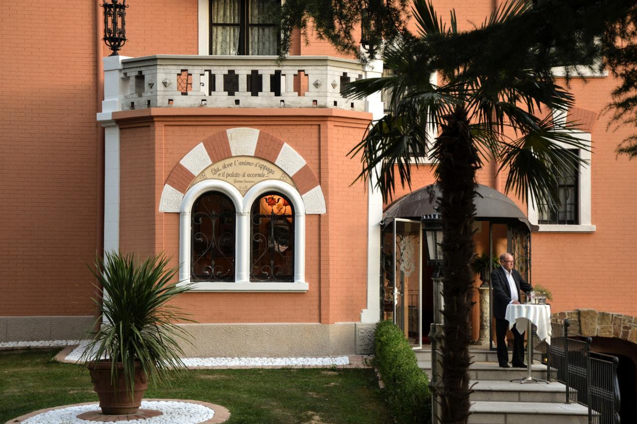 Casale In Collina Guest House Capriva del Friuli Exterior photo
